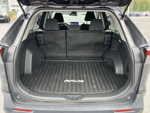 Certified 2025 Toyota RAV4 LE FWD image 26