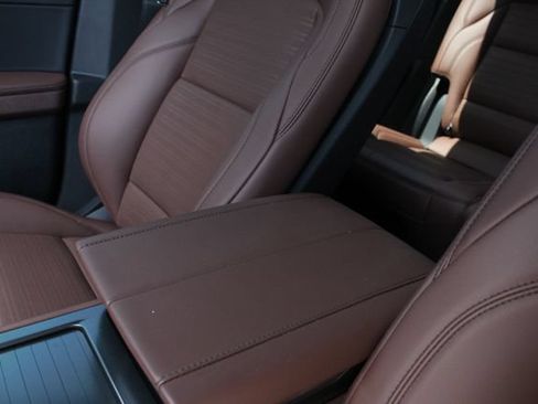 New 2026 Lincoln Nautilus Reserve AWD/4WD image 21