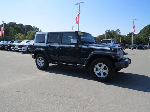 Used 2017 Jeep Wrangler Unlimited Sahara w/ Quick Order Package 24E Chief AWD/4WD image 2
