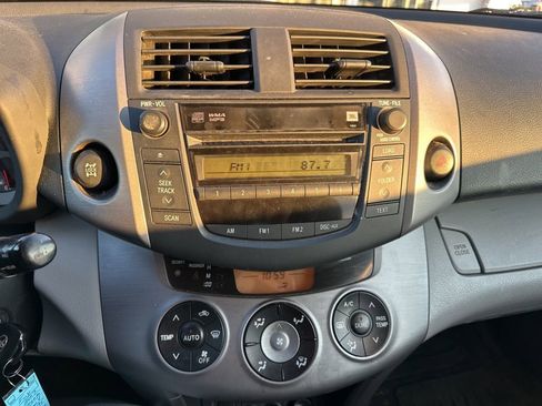 Used 2007 Toyota RAV4 Limited AWD/4WD image 7