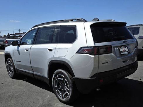 New 2026 Jeep Cherokee Limited AWD/4WD image 3