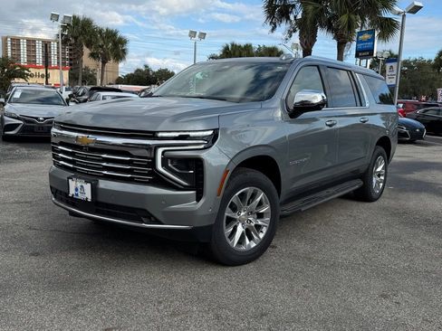 New 2025 Chevrolet Suburban Premier RWD image 4