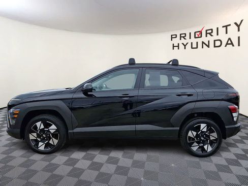 Certified 2025 Hyundai Kona SEL AWD/4WD image 7