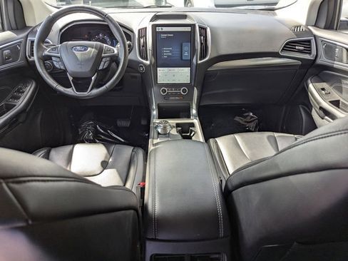 Used 2022 Ford Edge Titanium image 18