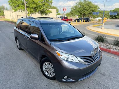 Used 2014 Toyota Sienna XLE