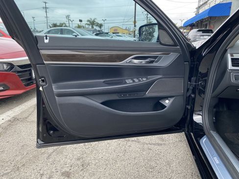 Used 2019 BMW 740i 740i image 11