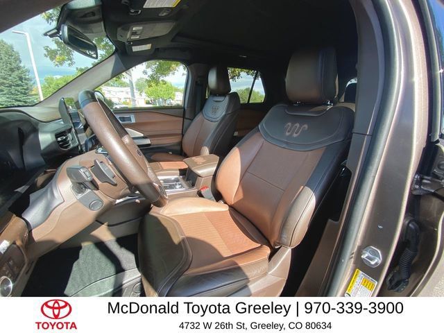 Used 2021 Ford Explorer King Ranch w/ Premium Technology Package AWD/4WD image 11