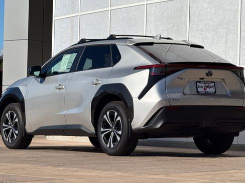 Certified 2025 Toyota bZ4X AWD w/ Weather Package image 7