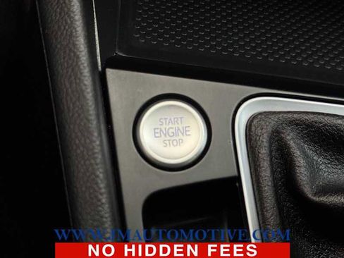 Used 2024 Volkswagen Jetta SE FWD image 44