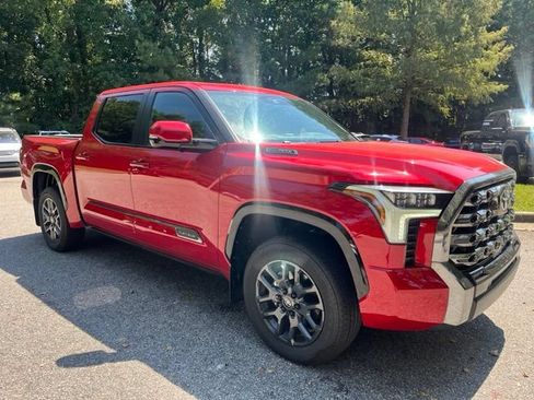 Used 2025 Toyota Tundra Platinum AWD/4WD image 2