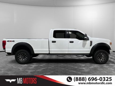 Used 2020 Ford F350 XLT image 2