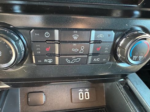 Used 2016 Ford F150 XLT w/ Equipment Group 302A Luxury image 37