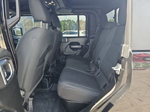 Used 2021 Jeep Gladiator Sport AWD/4WD image 19