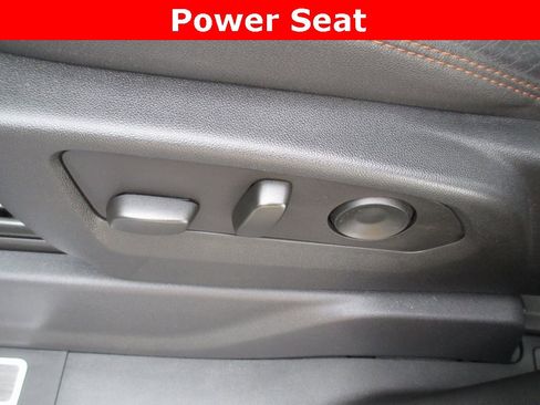 Used 2022 GMC Sierra 1500 AT4 w/ AT4 Premium Package image 28