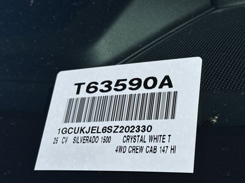 Used 2025 Chevrolet Silverado 1500 High Country image 39