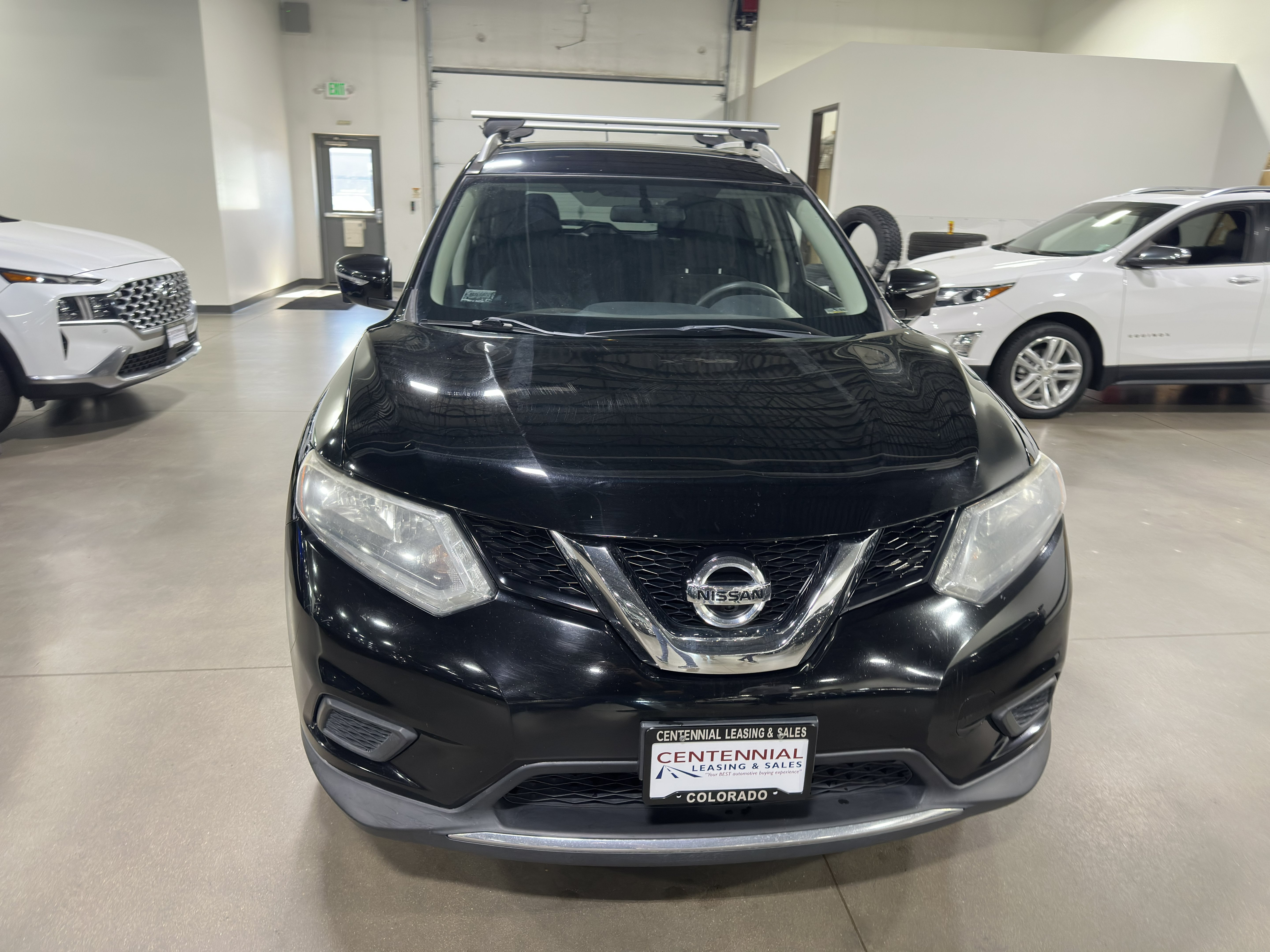 Used 2015 Nissan Rogue SV w/ SV Premium Package AWD/4WD image 2
