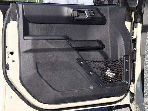 New 2026 Ford Bronco Outer Banks w/ Sasquatch Package image 18