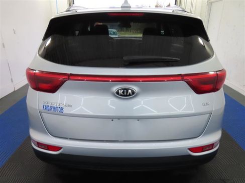 Used 2017 Kia Sportage EX AWD/4WD image 11