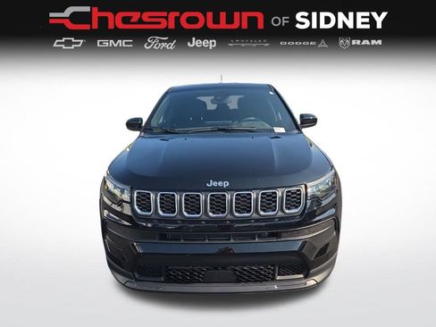 Used 2024 Jeep Compass Sport AWD/4WD image 2