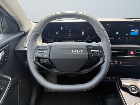 New 2025 Kia EV6 Wind AWD/4WD image 12