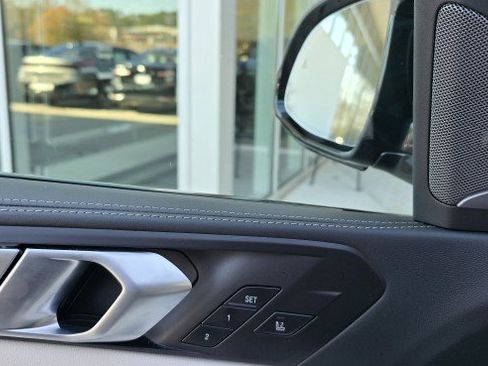 Certified 2025 BMW X5 M60i w/ Executive Package image 20