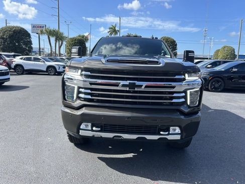Used 2021 Chevrolet Silverado 2500 High Country w/ Z71 Off-Road Package image 2