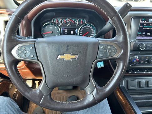 Used 2017 Chevrolet Silverado 1500 High Country AWD/4WD image 15