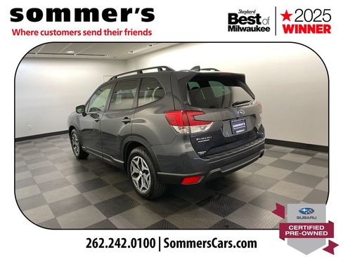 Certified 2023 Subaru Forester Premium AWD/4WD image 4