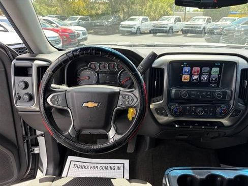 Used 2018 Chevrolet Silverado 1500 LT w/ Redline Edition AWD/4WD image 17