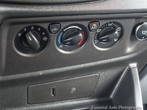 Used 2019 Ford Transit 350 XLT RWD image 16
