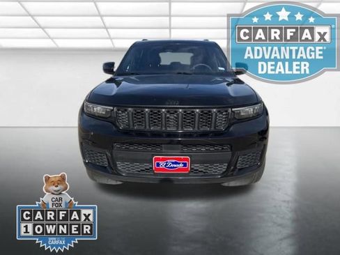 Used 2024 Jeep Grand Cherokee L Laredo image 2