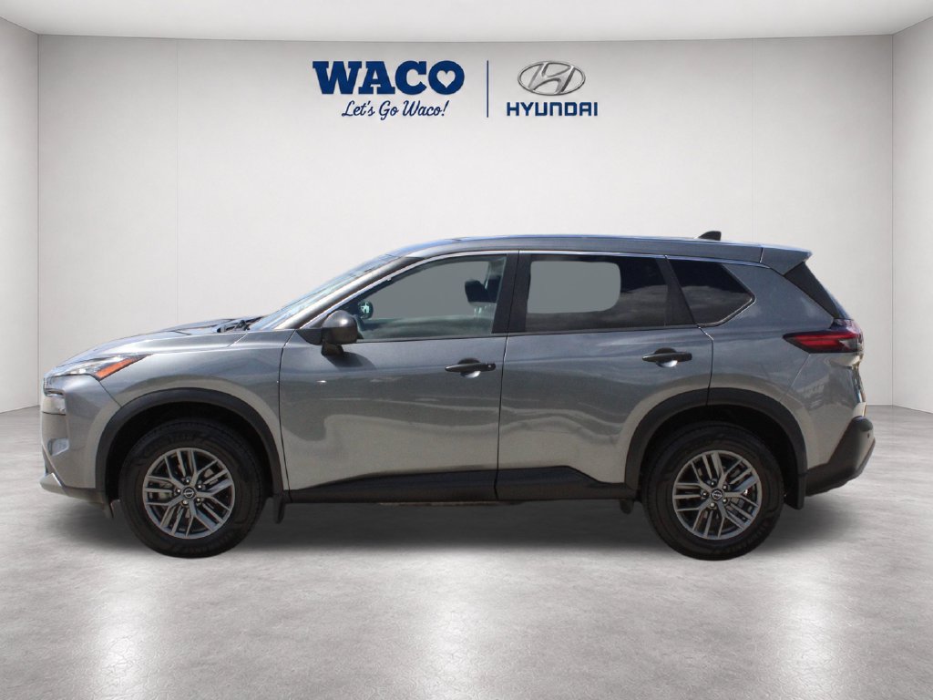 Used 2023 Nissan Rogue S FWD image 5