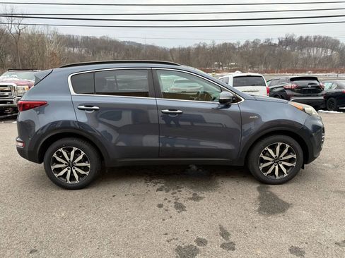 Used 2018 Kia Sportage EX w/ EX Premium Package image 4
