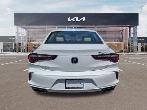 Used 2024 Acura TLX w/ Technology Package FWD image 5