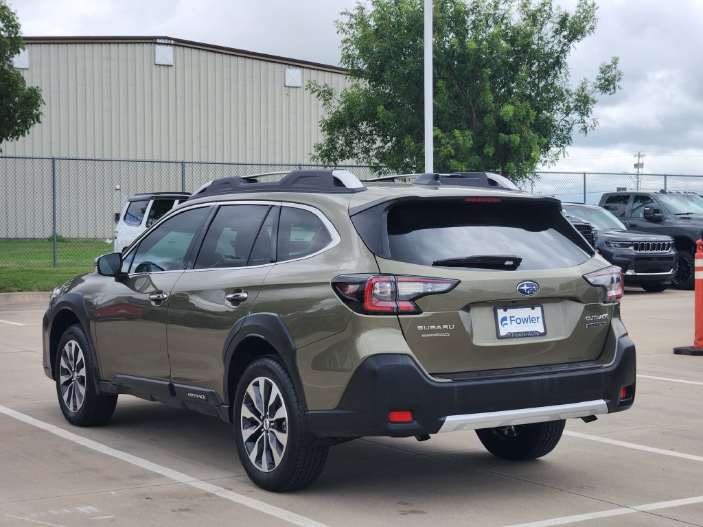 Used 2025 Subaru Outback Touring XT AWD/4WD image 5
