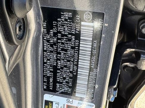 Used 2013 Toyota Camry LE FWD image 25