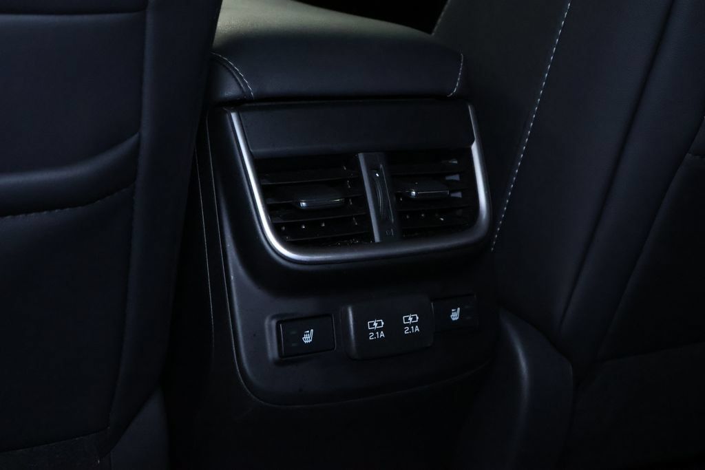 Used 2020 Subaru Outback Limited AWD/4WD image 17