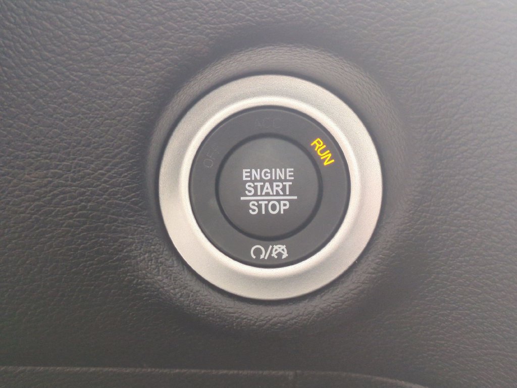 New 2027 Chrysler Pacifica Select FWD image 25