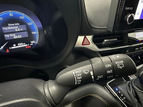 Used 2026 Toyota Sienna XLE Woodland Edition AWD/4WD image 20