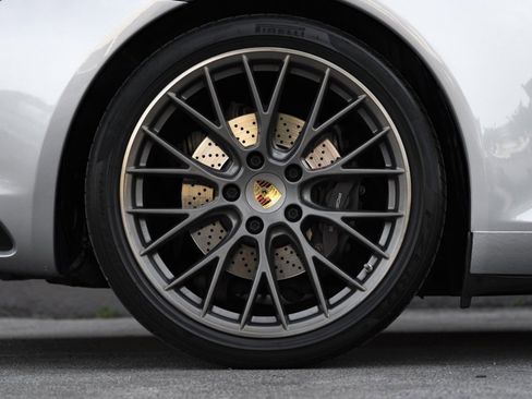 Used 2019 Porsche 911 Carrera image 89