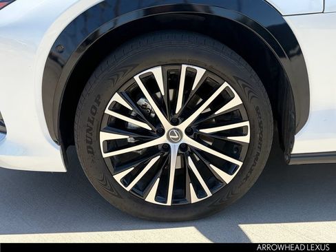 Used 2024 Lexus RZ 300e Premium w/ Technology Package FWD image 10