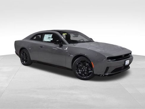 Used 2025 Dodge Charger R/T w/ Quick Order Package 25M R/T image 4