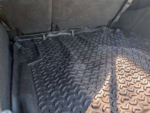 Used 2009 Jeep Wrangler Unlimited X image 32