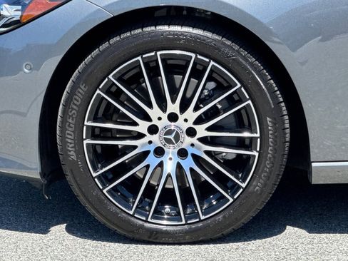 Used 2025 Mercedes-Benz C 300 4MATIC Sedan image 12