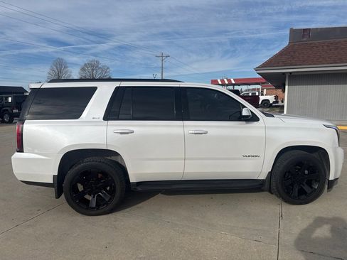 Used 2019 GMC Yukon SLT w/ Graphite Performance Edition image 6