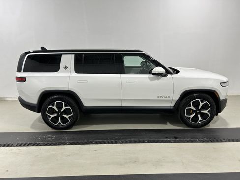 Used 2024 Rivian R1S Adventure AWD/4WD image 6