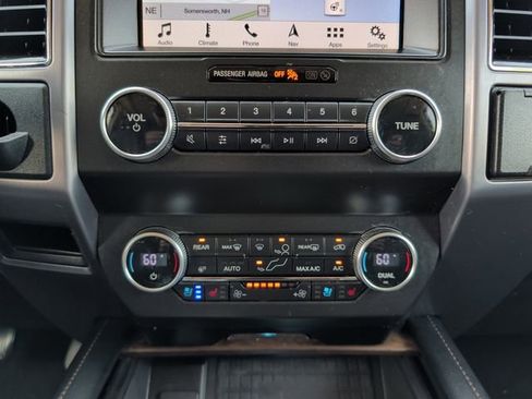Used 2019 Ford Expedition Platinum AWD/4WD image 21