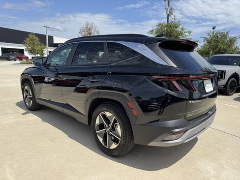 Used 2025 Hyundai Tucson SEL FWD image 8