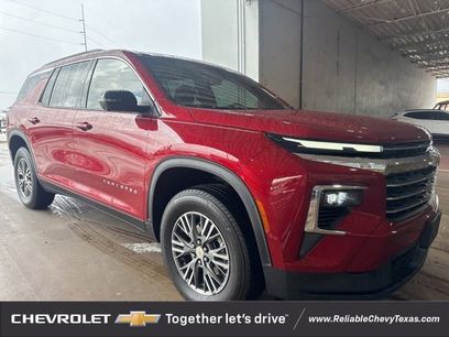 Certified 2025 Chevrolet Traverse LT w/ Driver Confidence Package