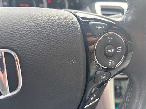 Used 2017 Honda Accord EX-L image 16